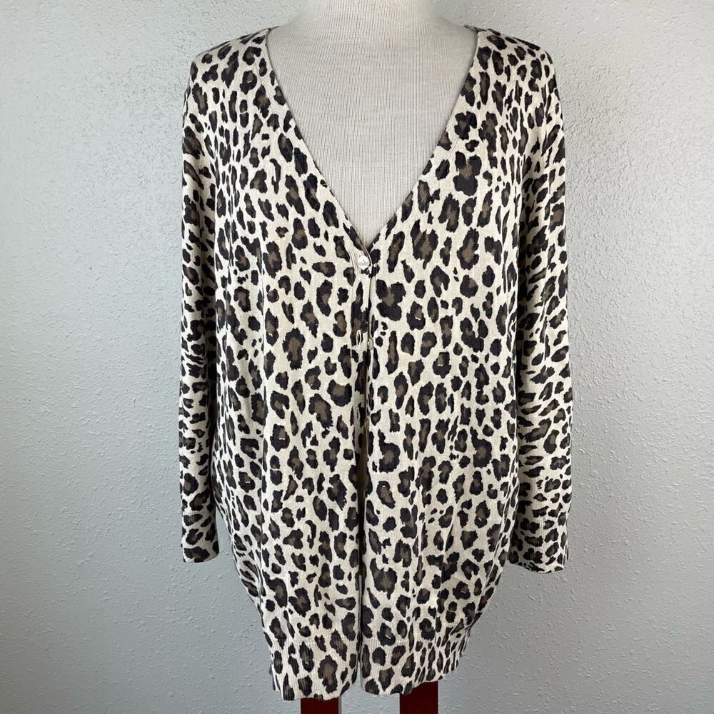 Covington Button Down Leopard Print Cardigan Sweater Top Size XL EUC
